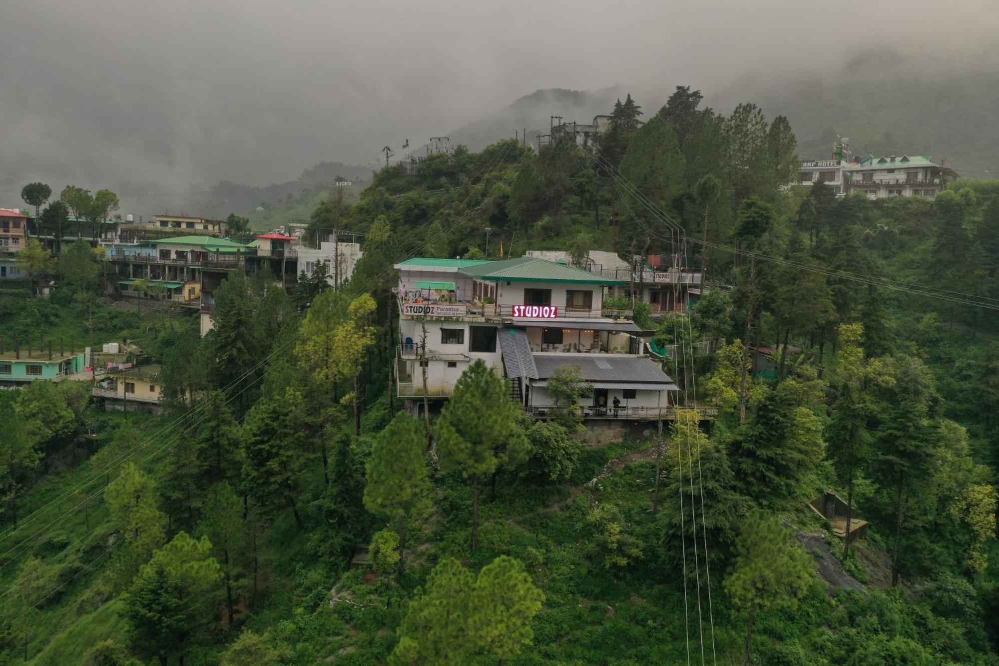 Studioz Paradise Hills Mussoorie Bagian luar foto