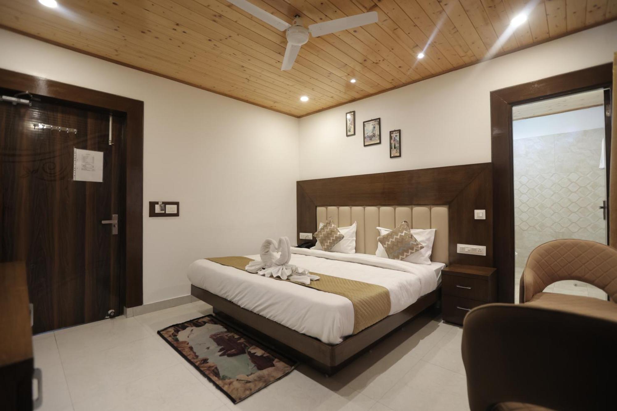 Studioz Paradise Hills Mussoorie Bagian luar foto