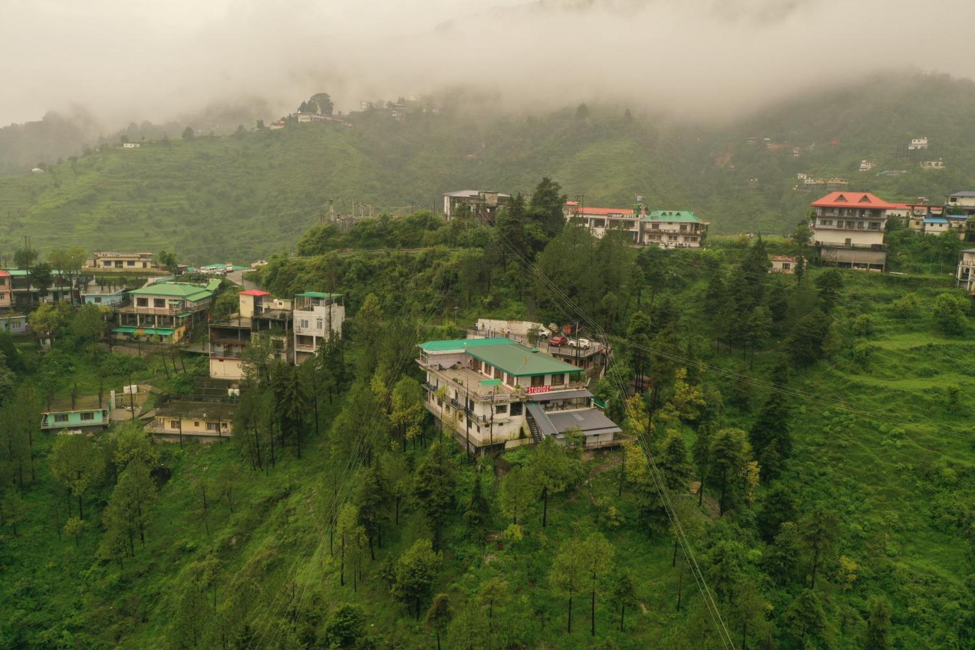Studioz Paradise Hills Mussoorie Bagian luar foto