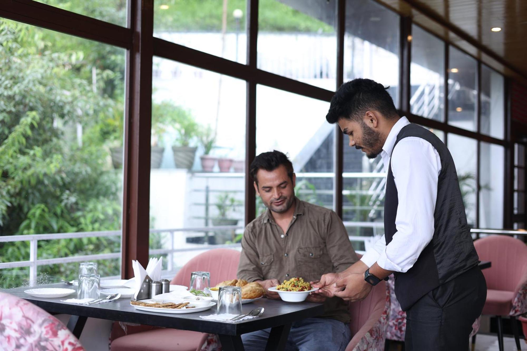 Studioz Paradise Hills Mussoorie Bagian luar foto